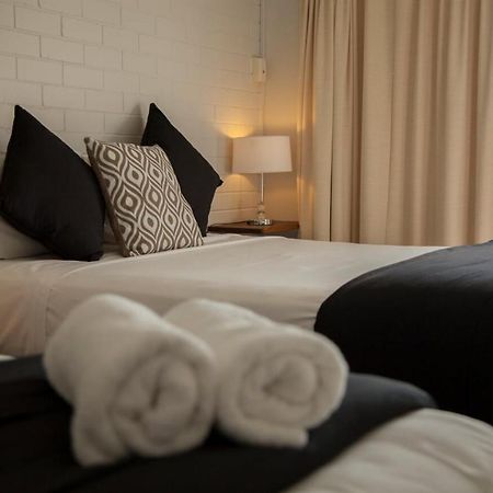 Herston Place Motel Брисбен Экстерьер фото
